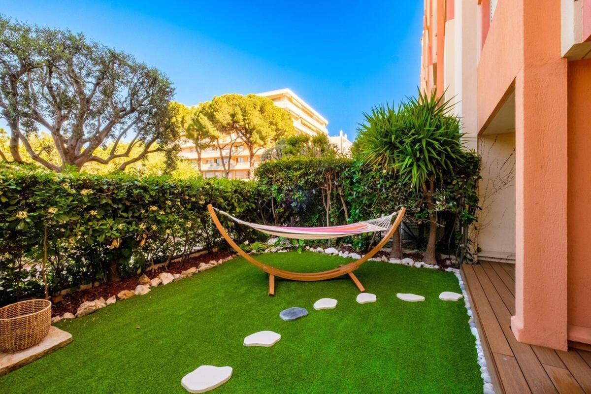 Le Riviera ~ Jardin ~ Parking ~ Climatisation Apartman Cagnes-sur-Mer Kültér fotó